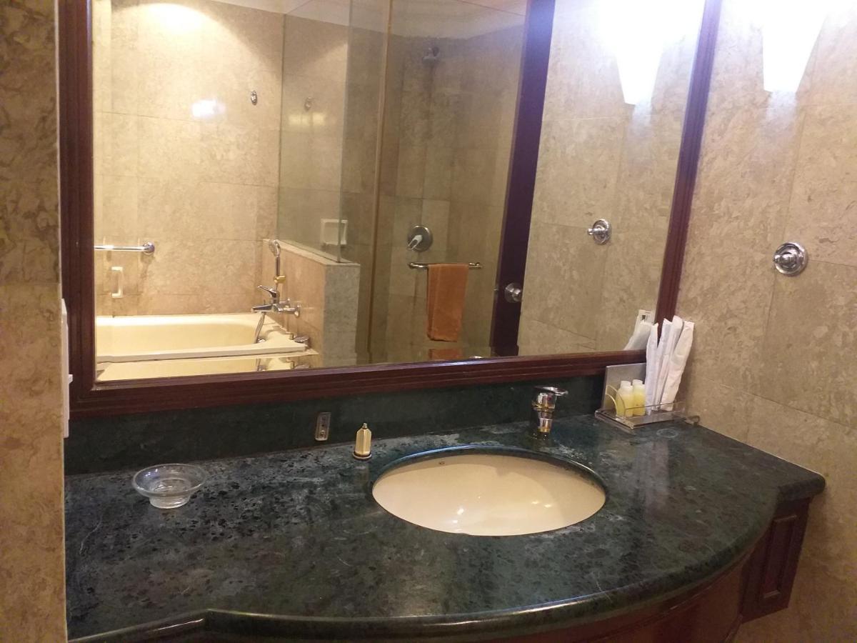 Sabah Suites At Times Square Kl Kuala Lumpur Exteriör bild